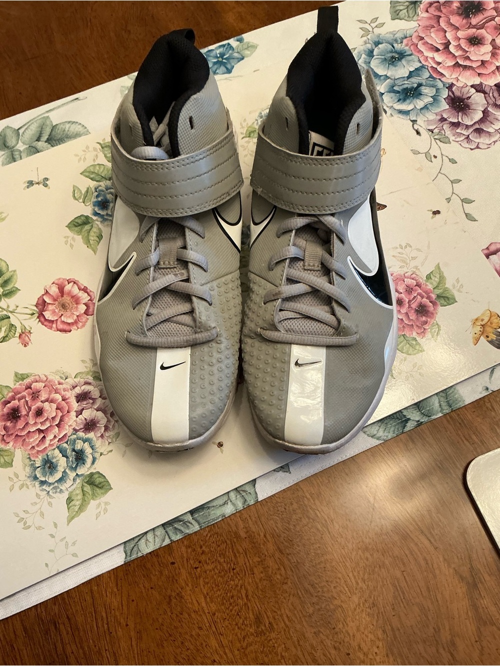 Nike Force Trout Grey 7 Pro Size 5 Youth/37.5 EU